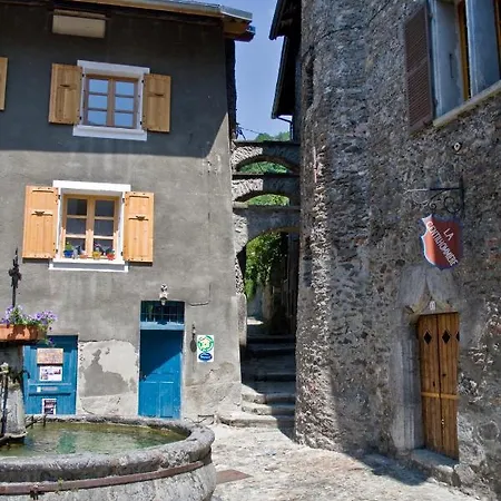 Panzió Au Cheval Blanc - Et D'hotes 3*