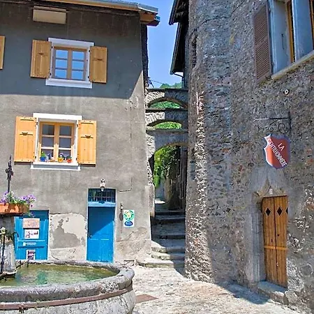 Au Cheval Blanc - Et D'hotes 3*